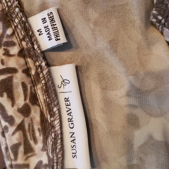 Susan Graver Geo Print Top - Picture 6 of 7